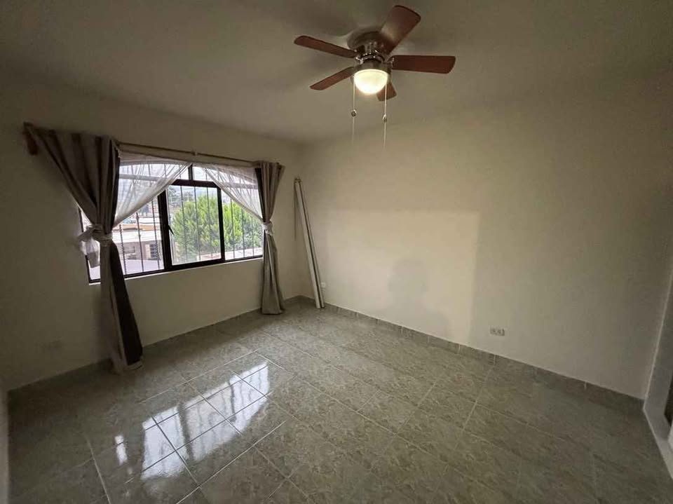 4 habitaciones 2 baños - Casa 3