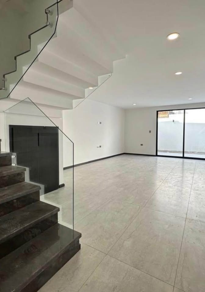 3 habitaciones 3,5 baños - Casa 2