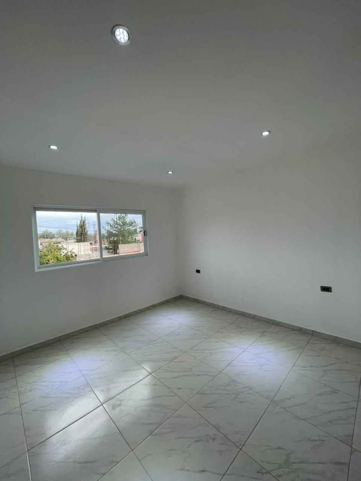2 habitaciones 1 baño - Casa 2