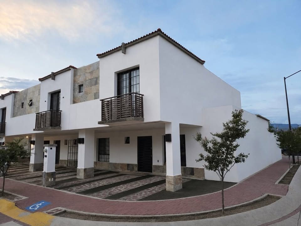 3 habitaciones 3 baños - Casa 2