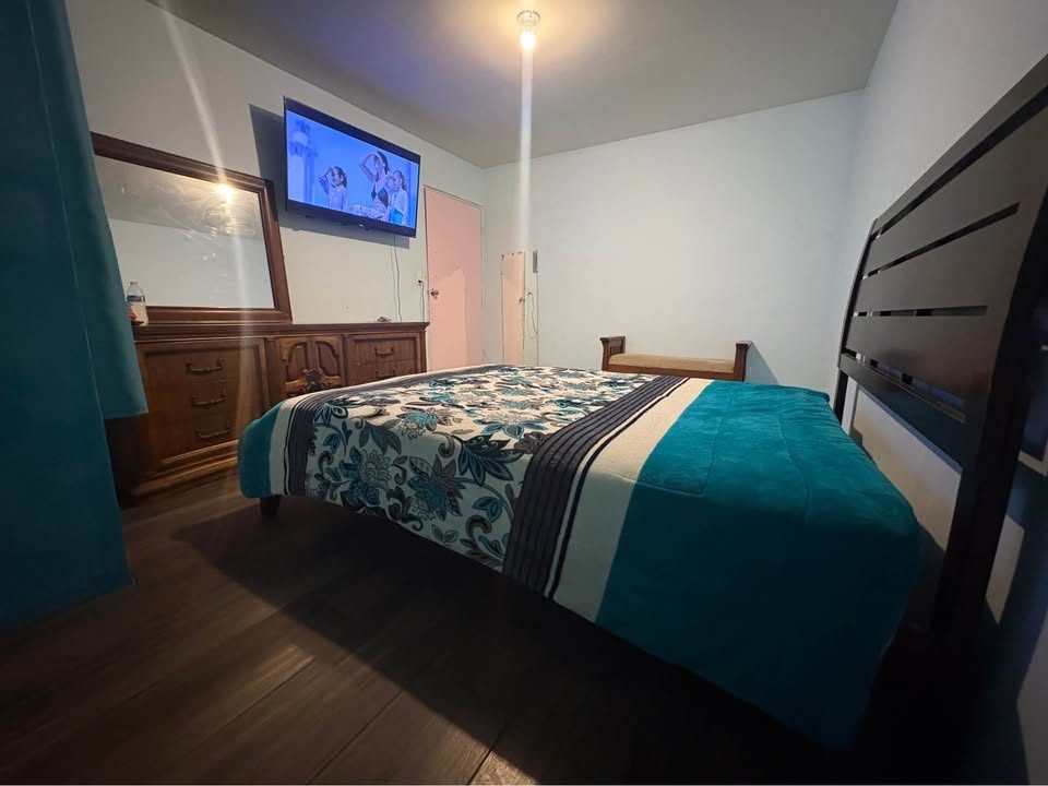 Leer bien por favor 🙏 se renta habitaciones en casa compartida son para una sola persona por habita 3