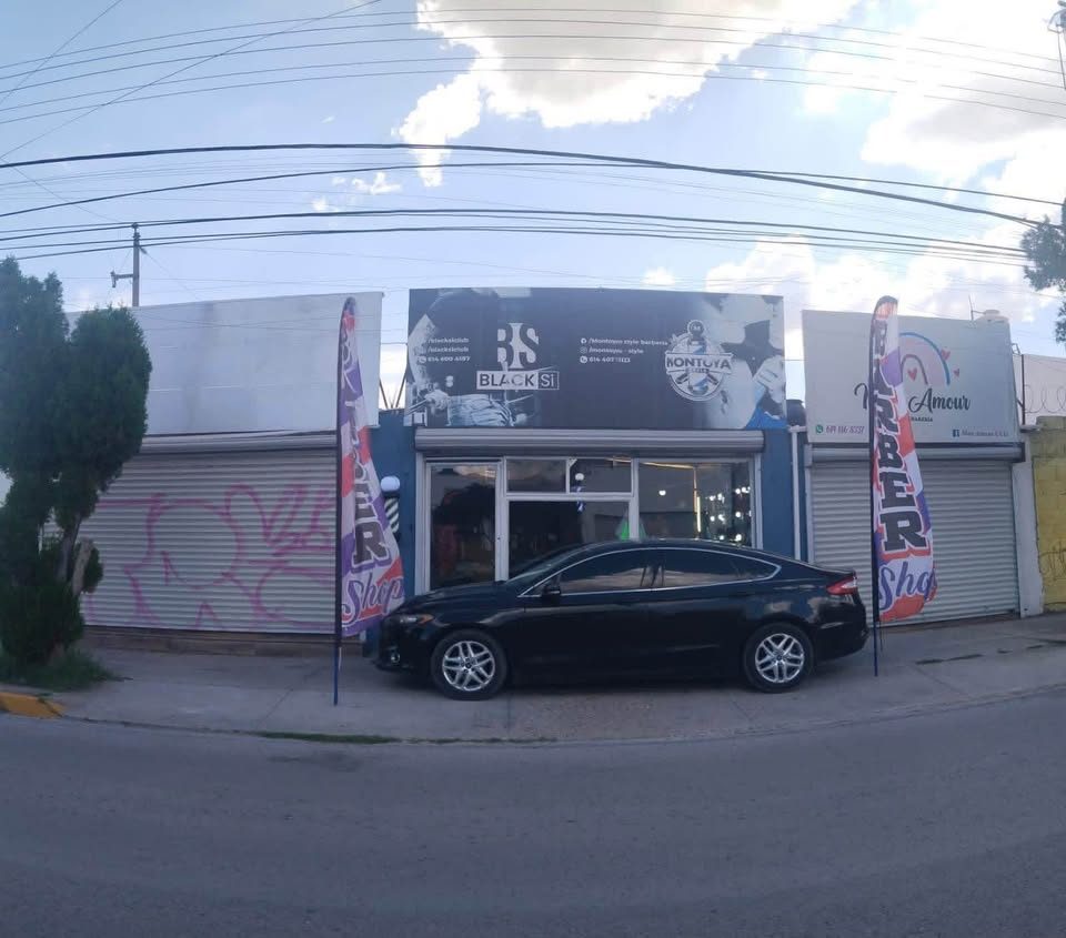 𝗟𝗢𝗖𝗔𝗟 𝗘𝗡 𝗥𝗘𝗡𝗧𝗔
📍Fracc. Rincones de San Andrés, sobre Av. de las industrias 3