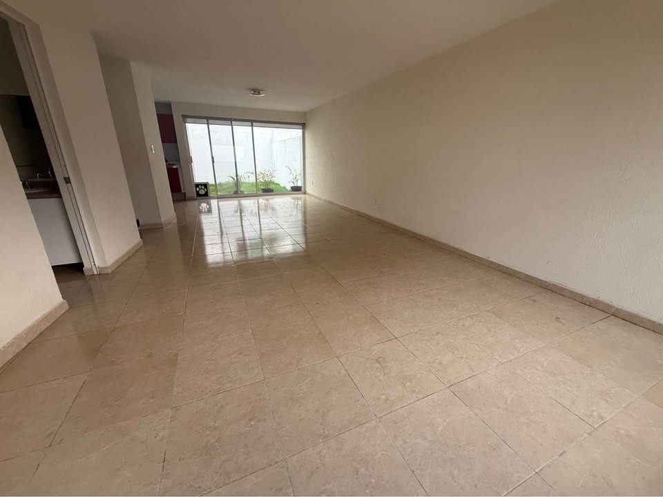 Renta casa Juriquilla Santa Fe 3 recámaras 3