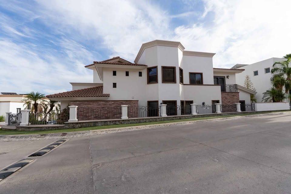 4 habitaciones 5 baños - Casa 3