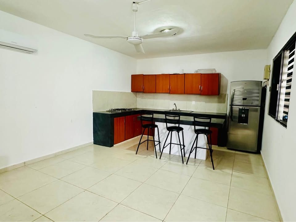✅Renta Cuarto por día o por horas con clima,cama matrimonial,cocina,ventilador, meseta grande,refri 2