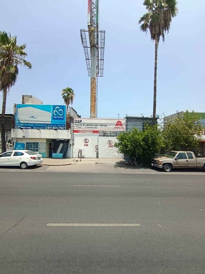 Local comercial en renta · 84 m² · Monterrey 2