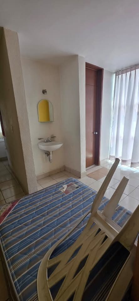 VENTA DE EDIFICIO EN ESQUINA CON 4 NIVELES Y PLANTA BAJA 2