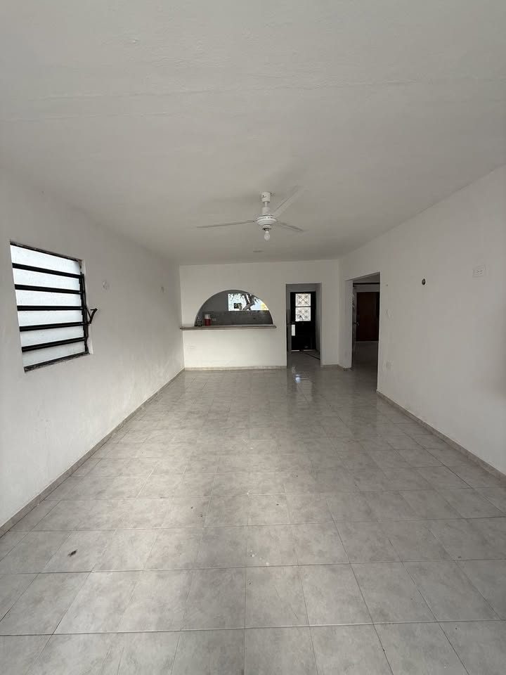 4 habitaciones 1 baño Casa 2