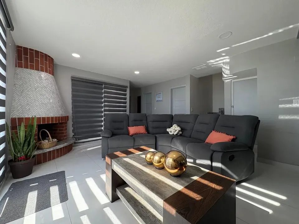 CONDOMINIO CON VISTA AL MAR EN LA PALOMA ROSARITO 2