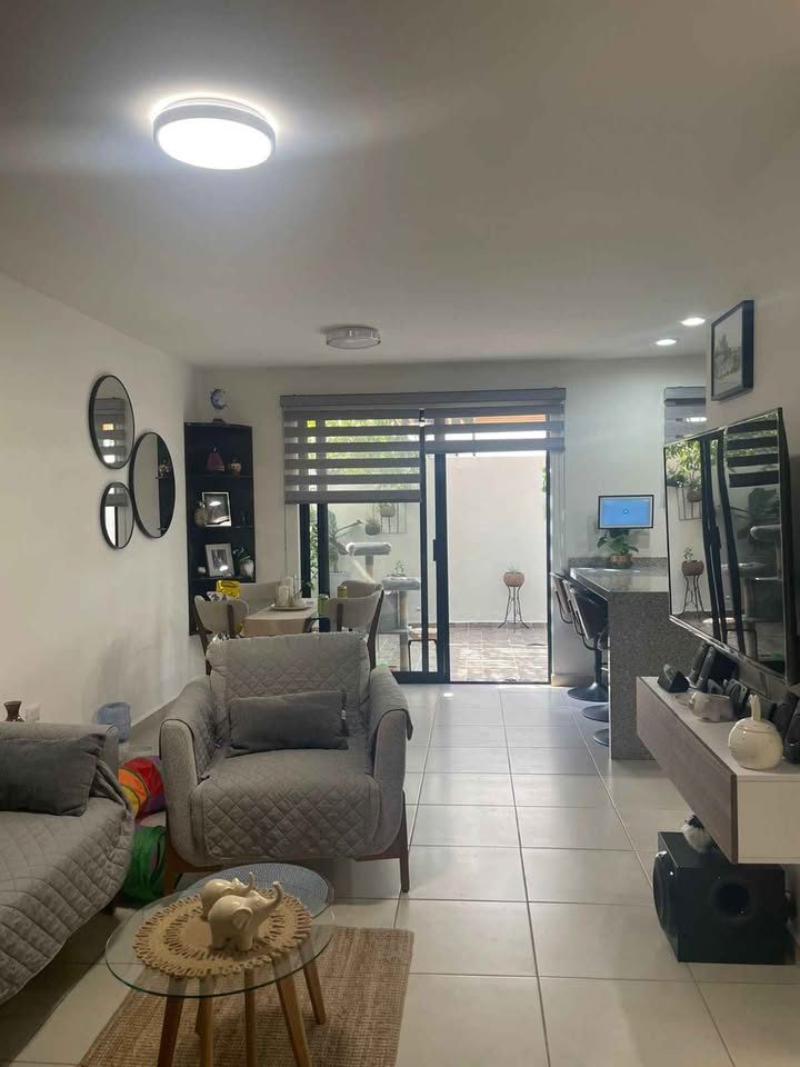 Casa en venta · 3 rec · 107 m² · Zakia 2