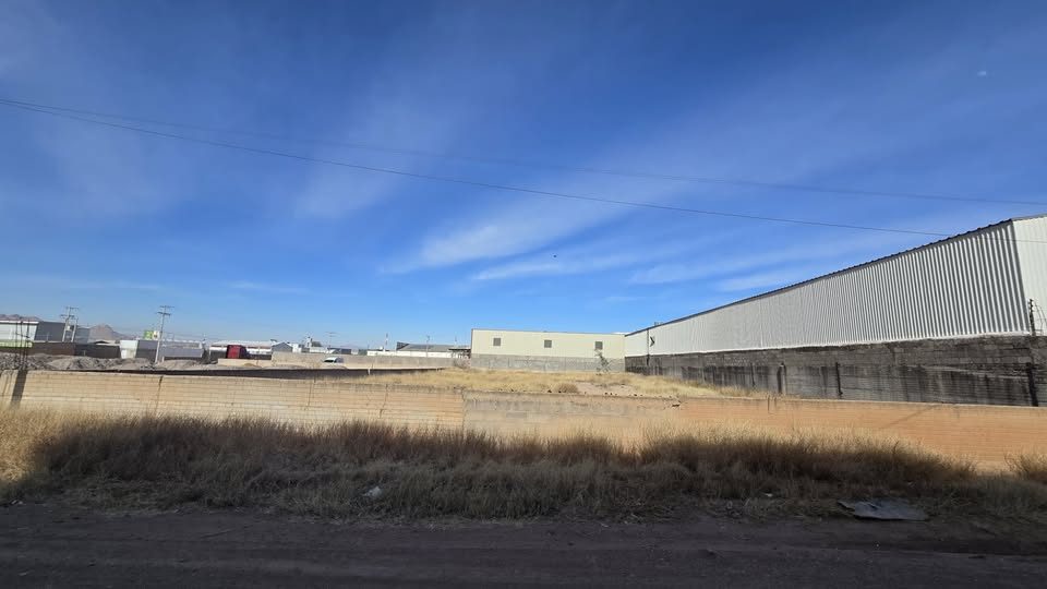 Terreno en venta · 1 500 m² · Chihuahua 2