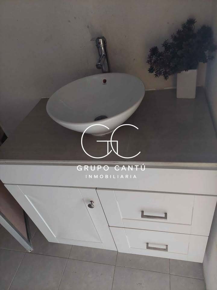 1 habitación 2 baños Casa adosada 3