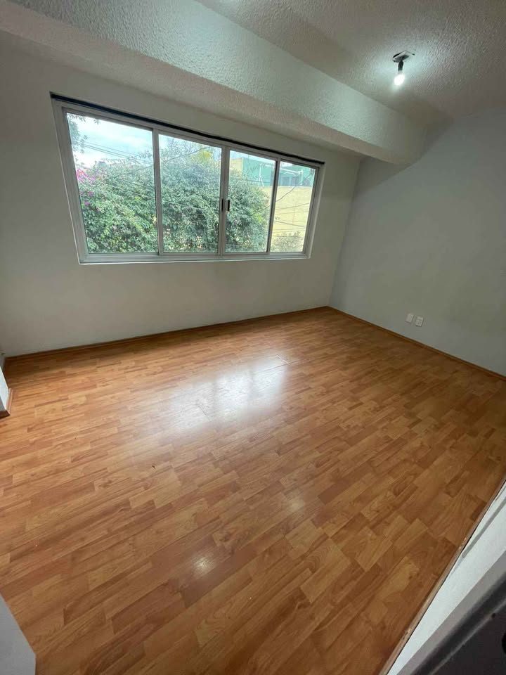 4 habitaciones 2 baños - Casa 2