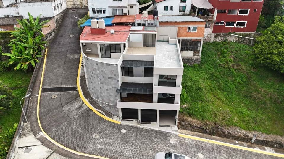 3 habitaciones 6 baños - Casa 2