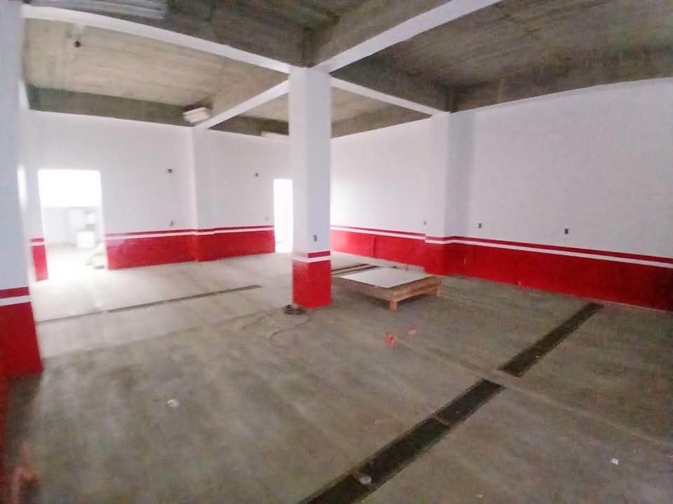 🔴💲💲💲RENTÓ INMUEBLE A UN COSTADO DEL MERCADO ZONAL DE SANTA ROSA 
Tres niveles de 80 metr 2