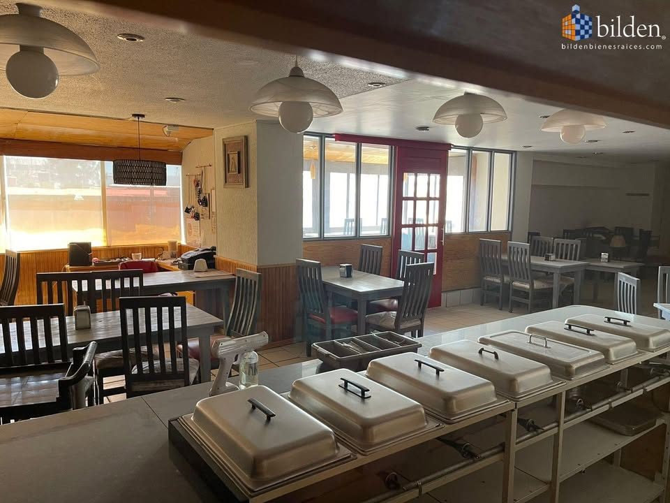 78 habitaciones 30 baños Townhouse 3