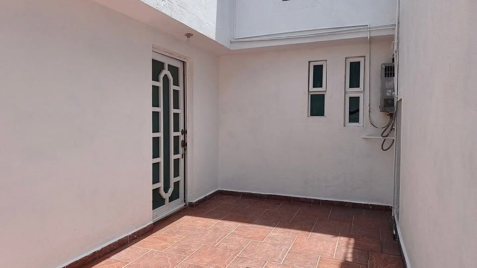 4 habitaciones 3 baños Casa 2
