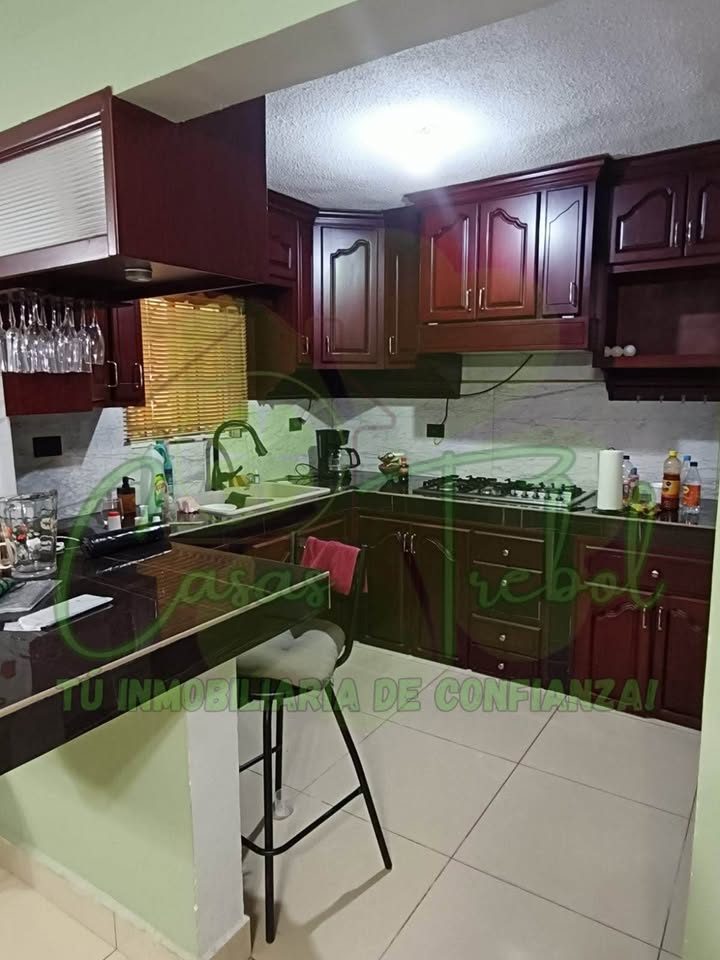 4 habitaciones 3 baños - Casa 2