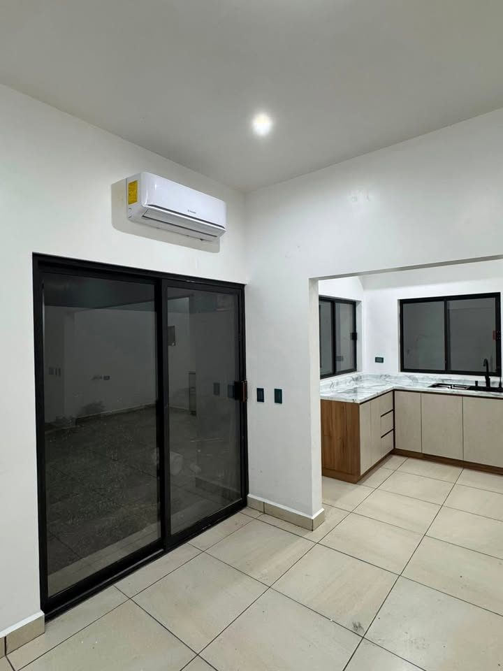 3 Beds 2.5 Baths - House 3