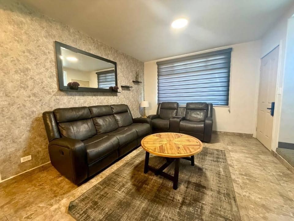 2 habitaciones 1.5 baños Departamento 3