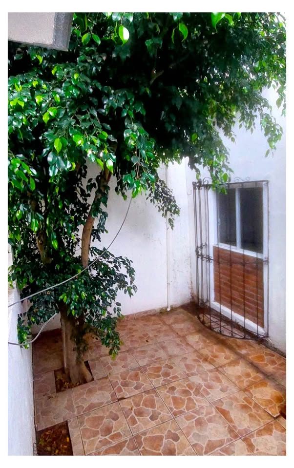 4 habitaciones 2 baños - Casa 2