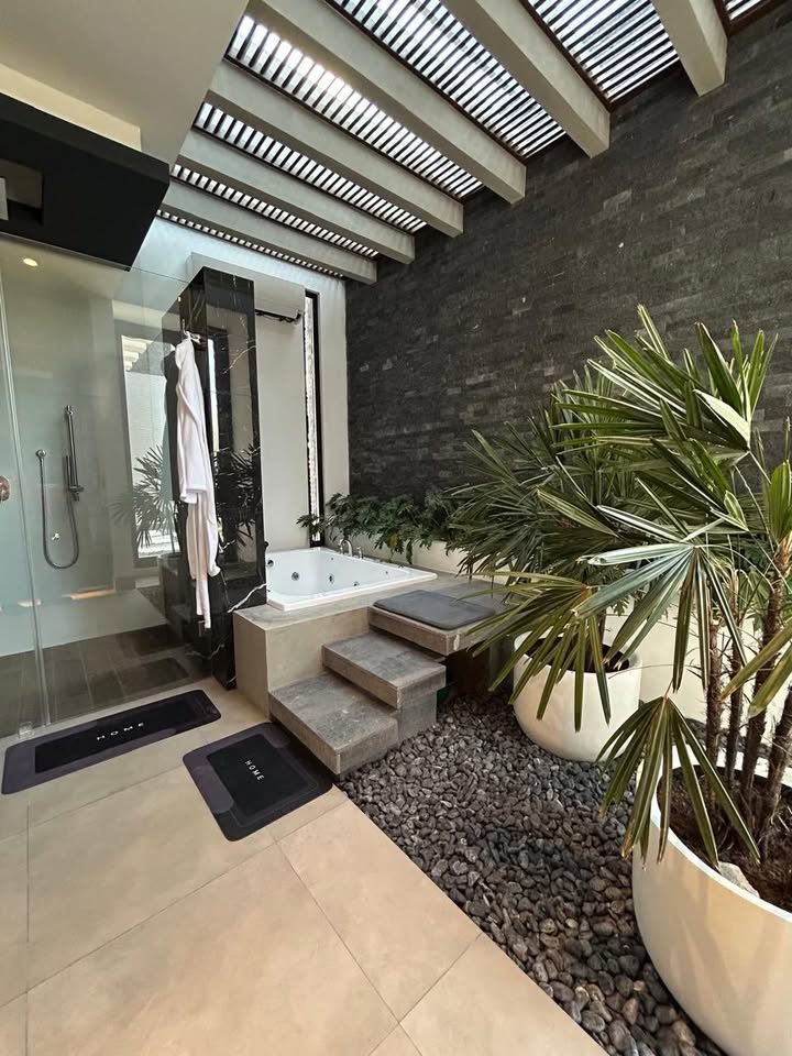 4 habitaciones 5.5 baños Casa 3