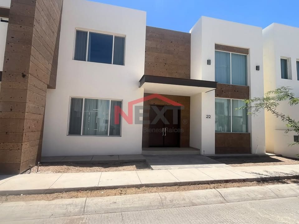 3 Beds 3.5 Baths House 3