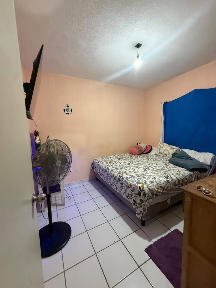 2 habitaciones 1 baño Departamento 3