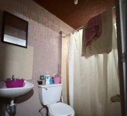 3 habitaciones 1 baño Casa 2