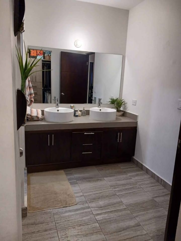 3 Beds 3 Baths - House 3