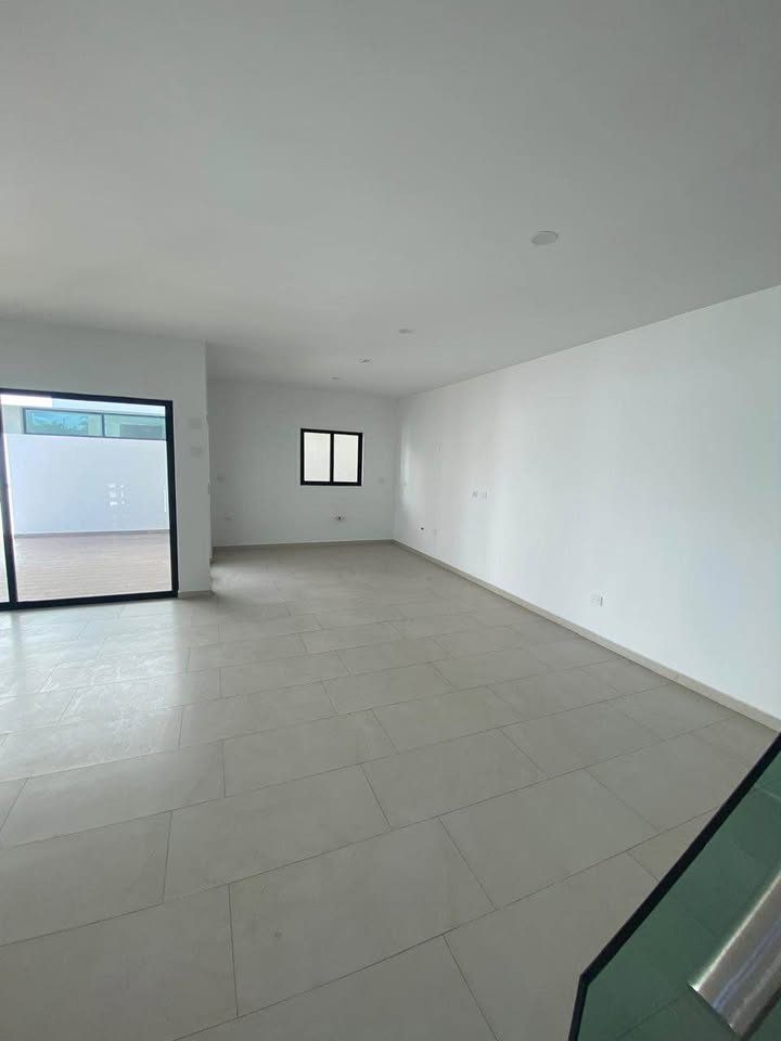 3 habitaciones 4 baños - Casa 2