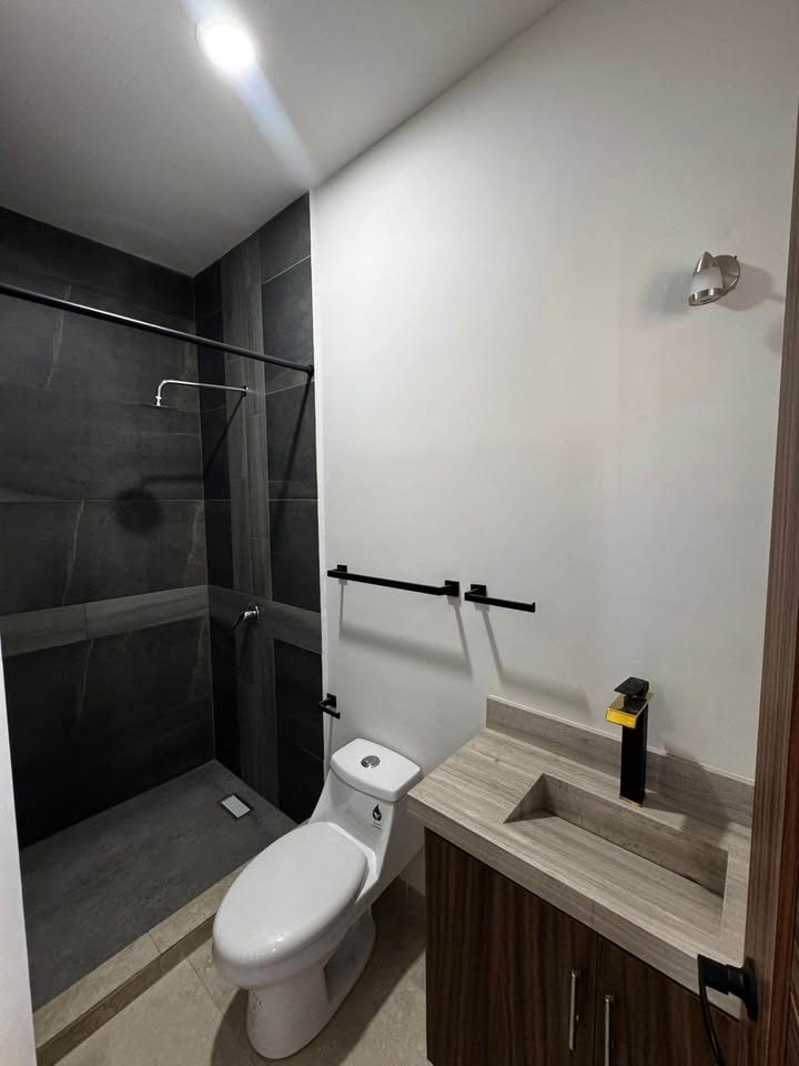 2 habitaciones 2 baños - Casa 2