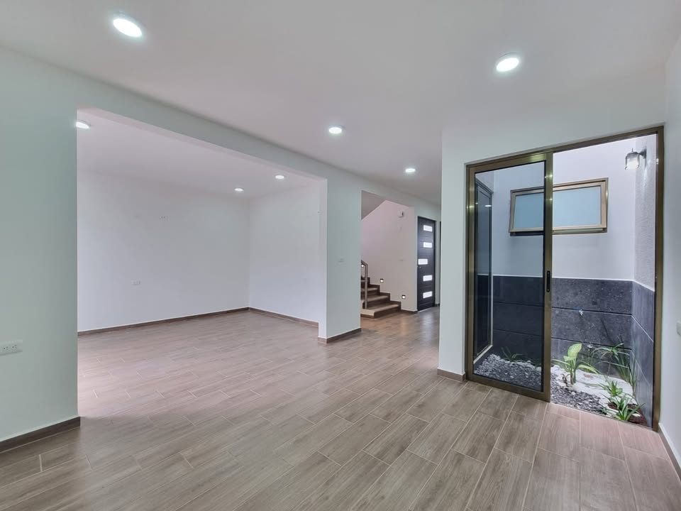3 habitaciones 3 baños Casa 3