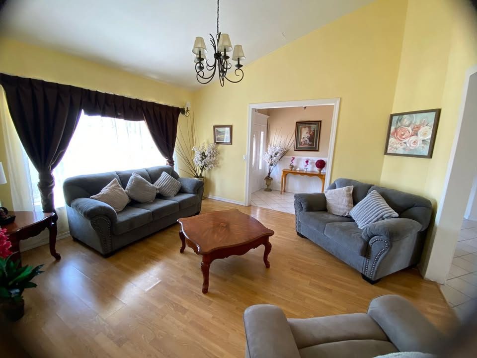 CASA EN RENTA FRAC BUENAVENTURA ENSENADA BC 3