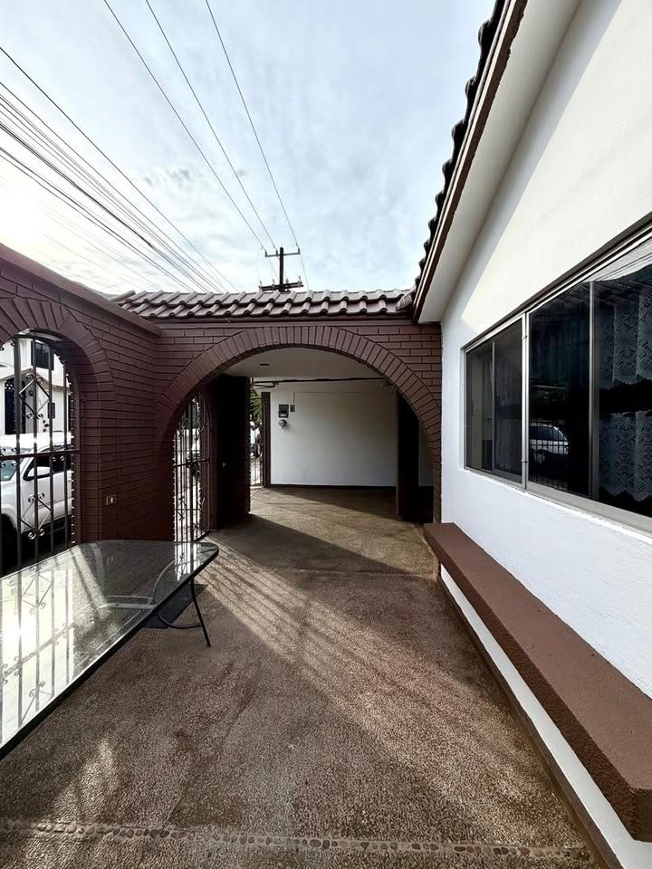 3 habitaciones 3 baños Casa 2