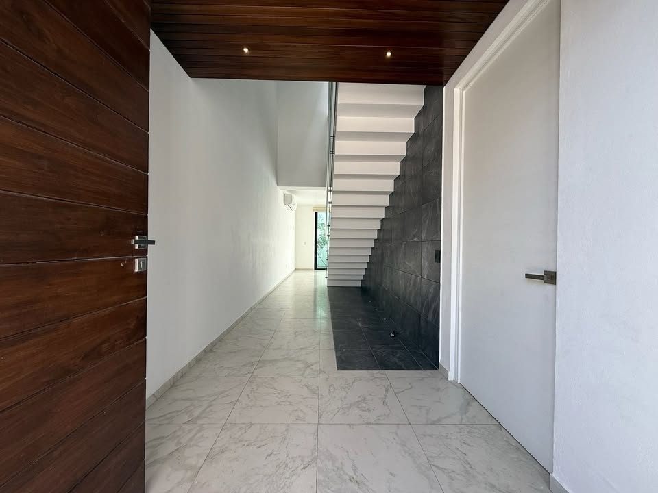 3 habitaciones 3.5 baños Casa 2