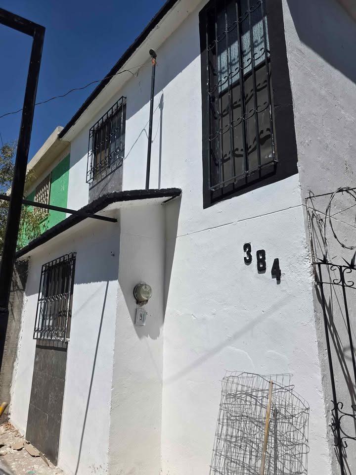 CASA EN VENTA EN COLONIA EL DORADO, GÓMEZ PALACIO! ✨🏡📍 Excelente ubicación Cerca de periferico 2