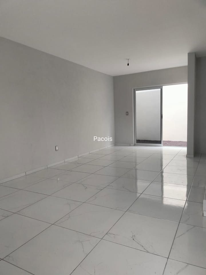 3 habitaciones 2.5 baños Casa 2