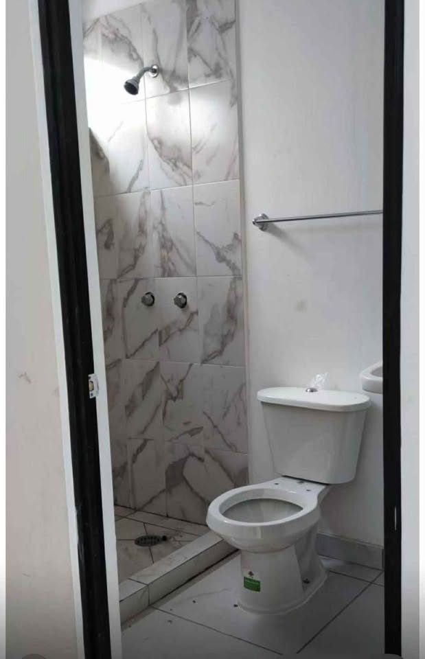 1 habitación 1 baño - Departamento 2