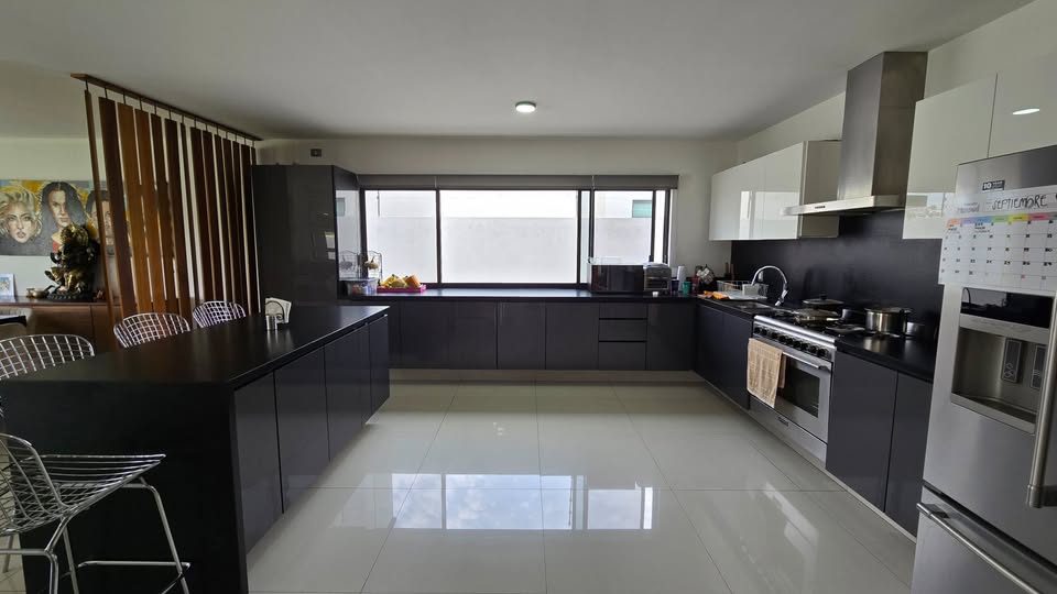 3 habitaciones 5 baños Casa 3