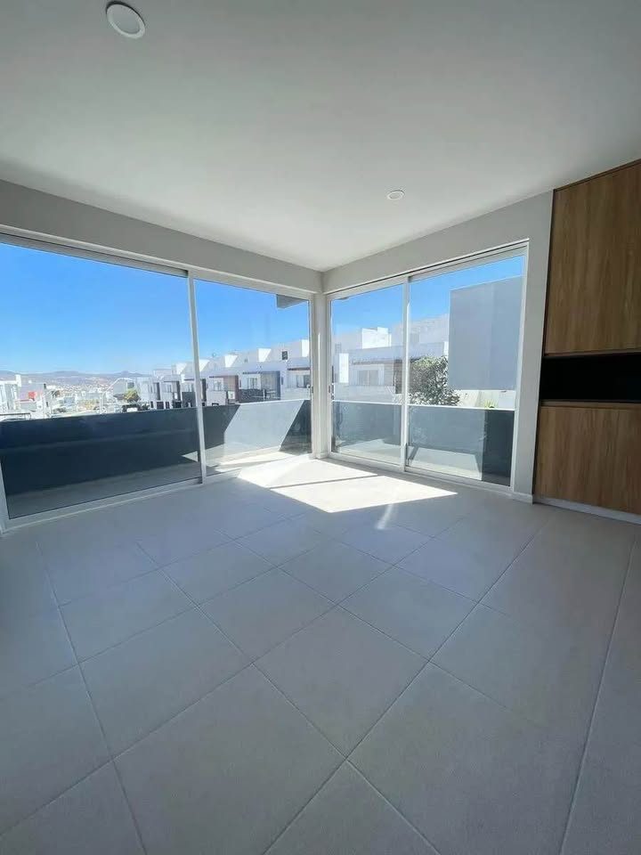 Casa en venta · 4 rec · 81 m² · Juriquilla 2
