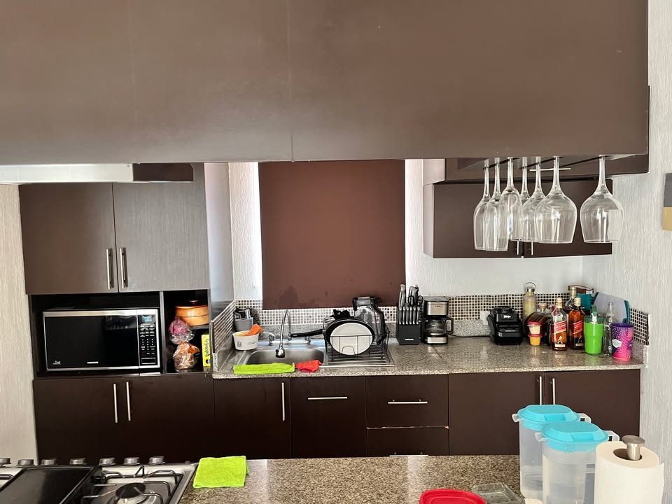 3 habitaciones 2.5 baños Casa 3