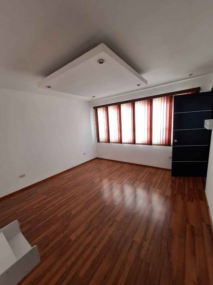 4 habitaciones 4 baños - Casa 2