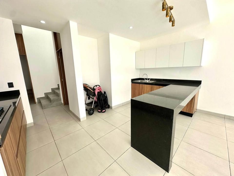 4 habitaciones 4,5 baños - Casa 2