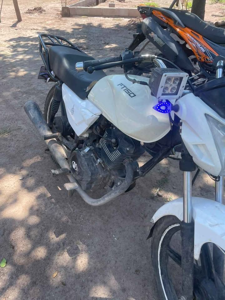 Motos 2