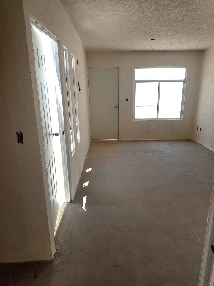 2 Beds 1 Bath - House 3