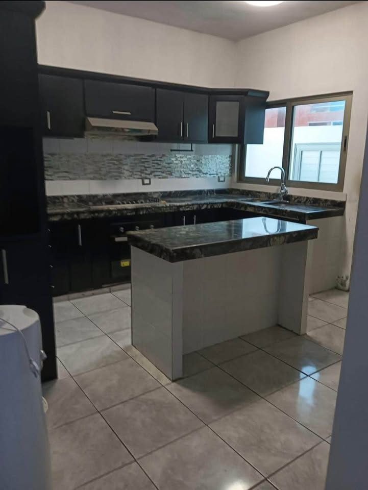 5 habitaciones 6 baños - Casa 3
