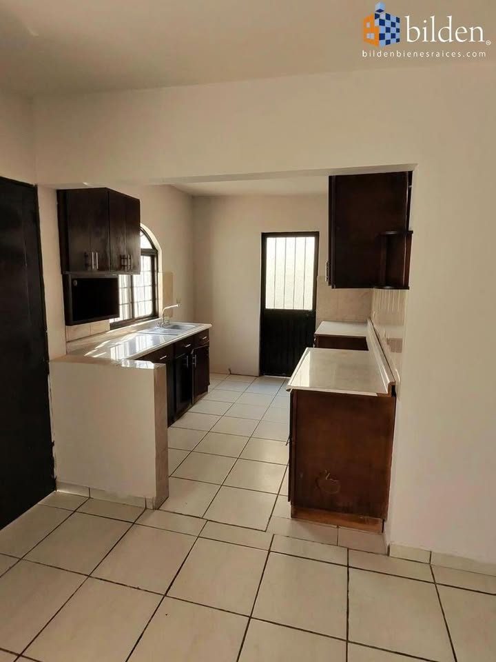 4 habitaciones 2 baños Casa 2