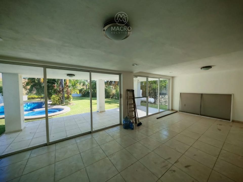 4 habitaciones 6 baños Casa 2