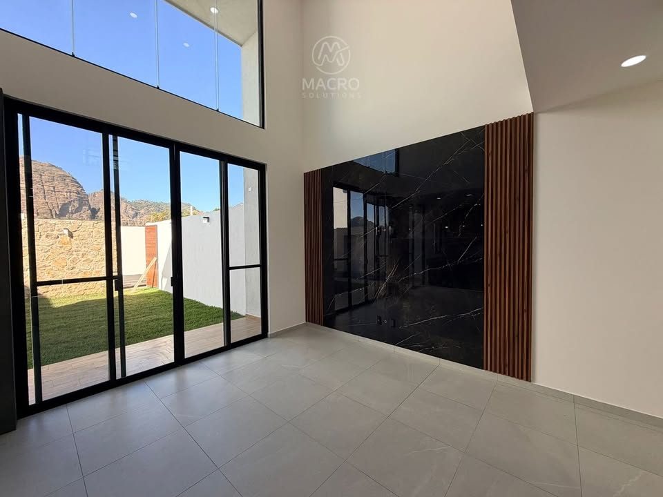 3 habitaciones 3.5 baños Casa 2